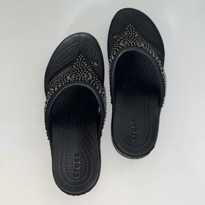 Women’s Crocs for Everyday Comfort!!